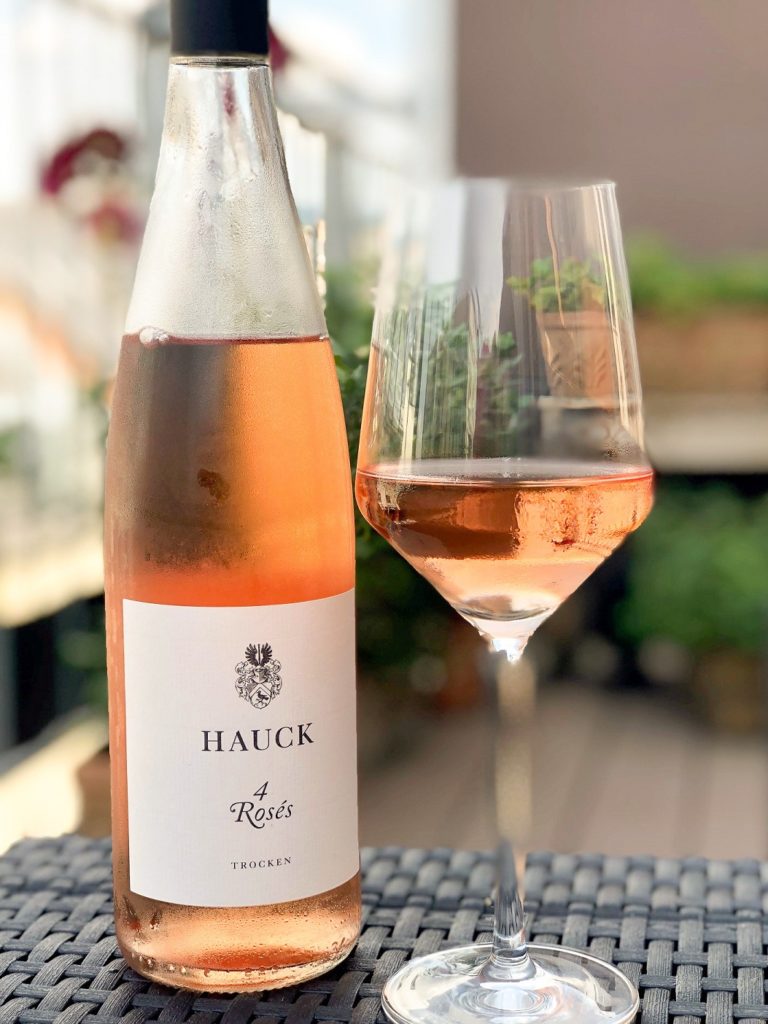 Hauck 4 Roses Wein.